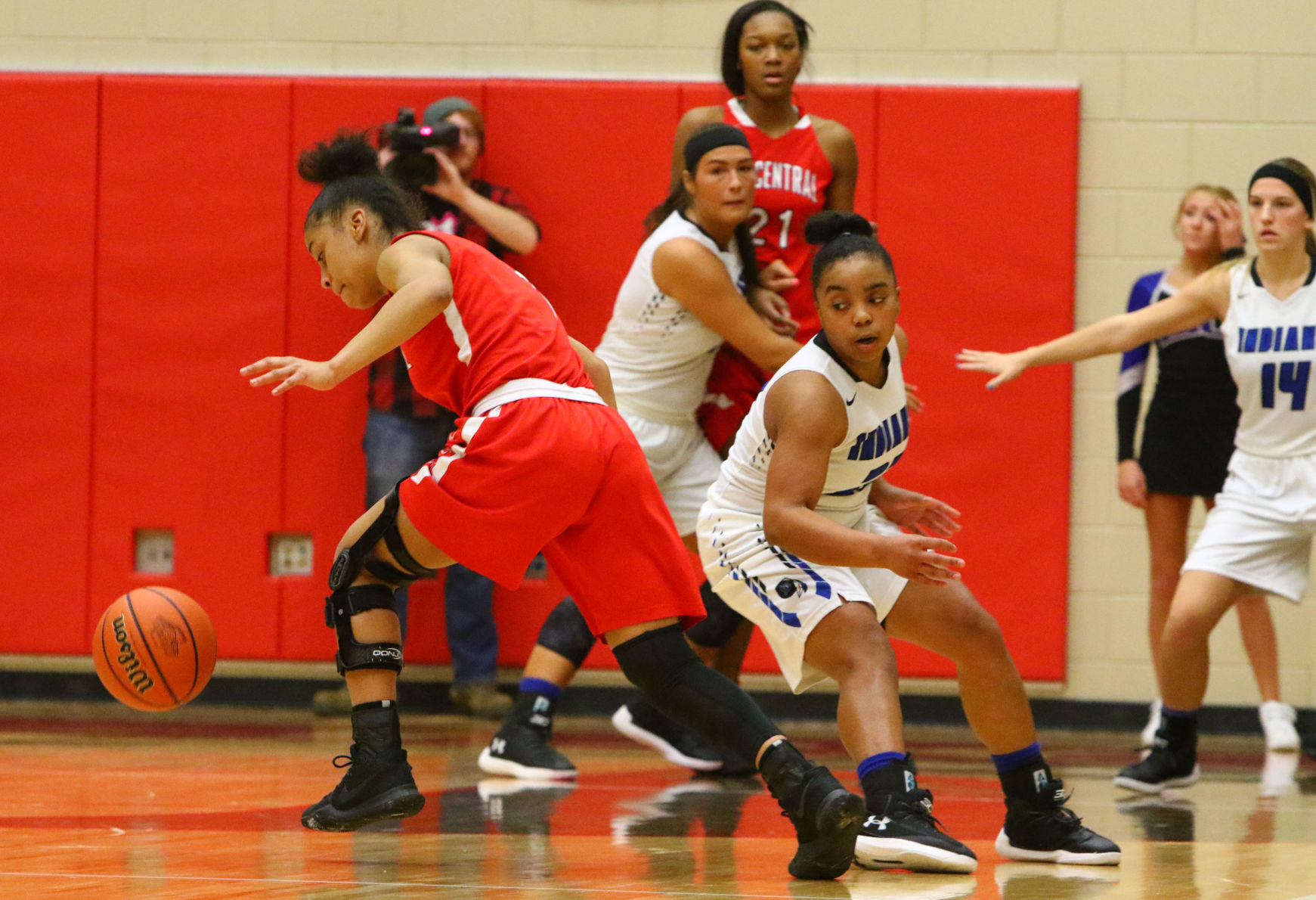Gallery: Girls Basketball Sectional Finals - E.C. Central vs. Lake Central